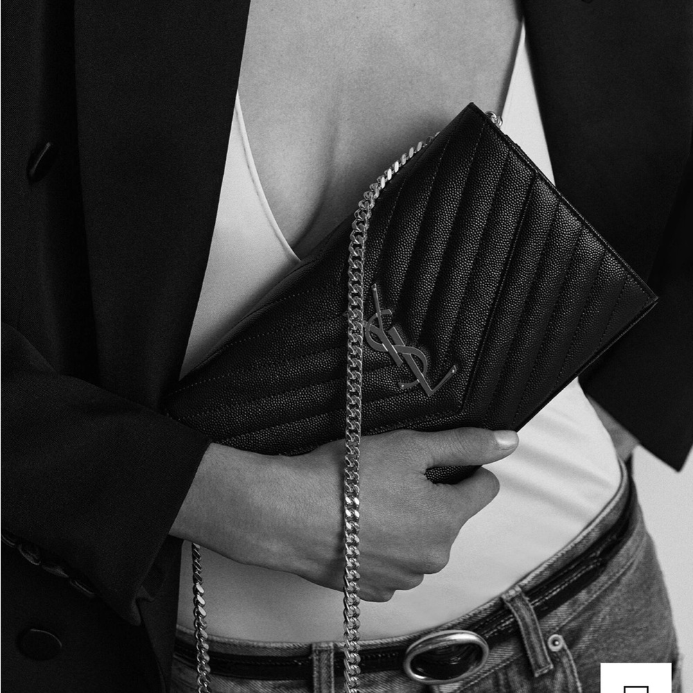 saint Laurent YsL Black CLASSIC CASSANDRE CHAIN WALLET
